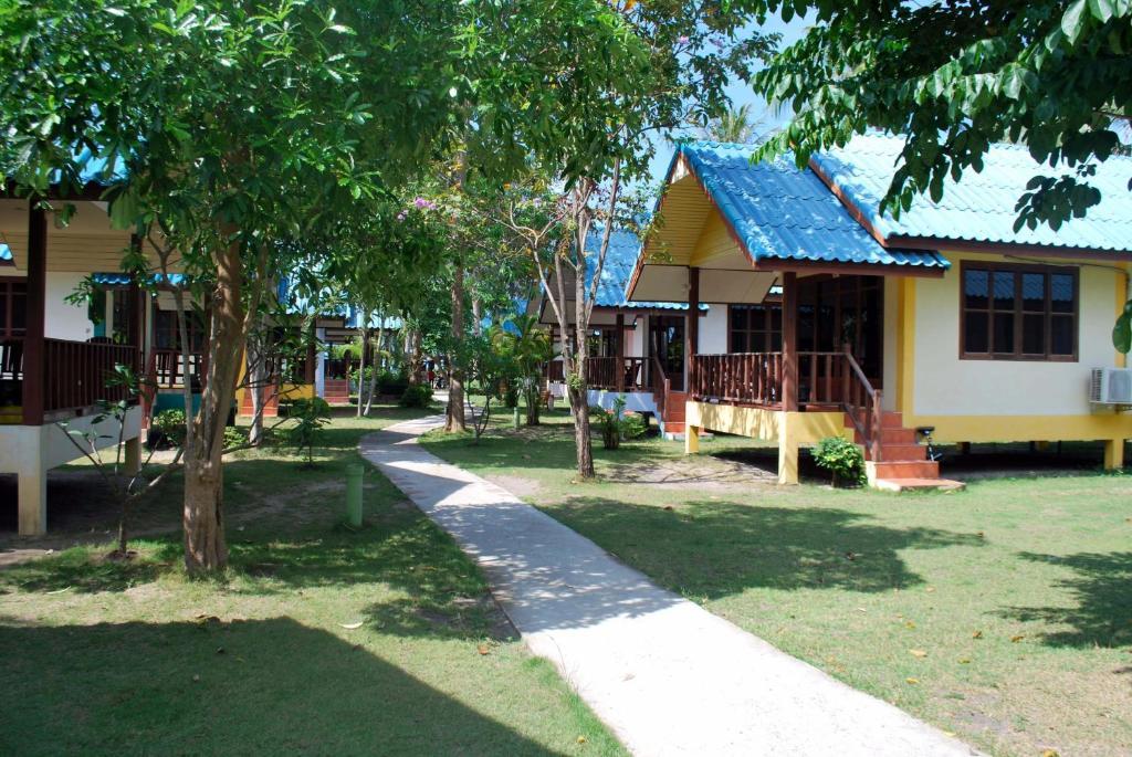Siraya Beachfront Resort Ko Pha Ngan Exterior photo