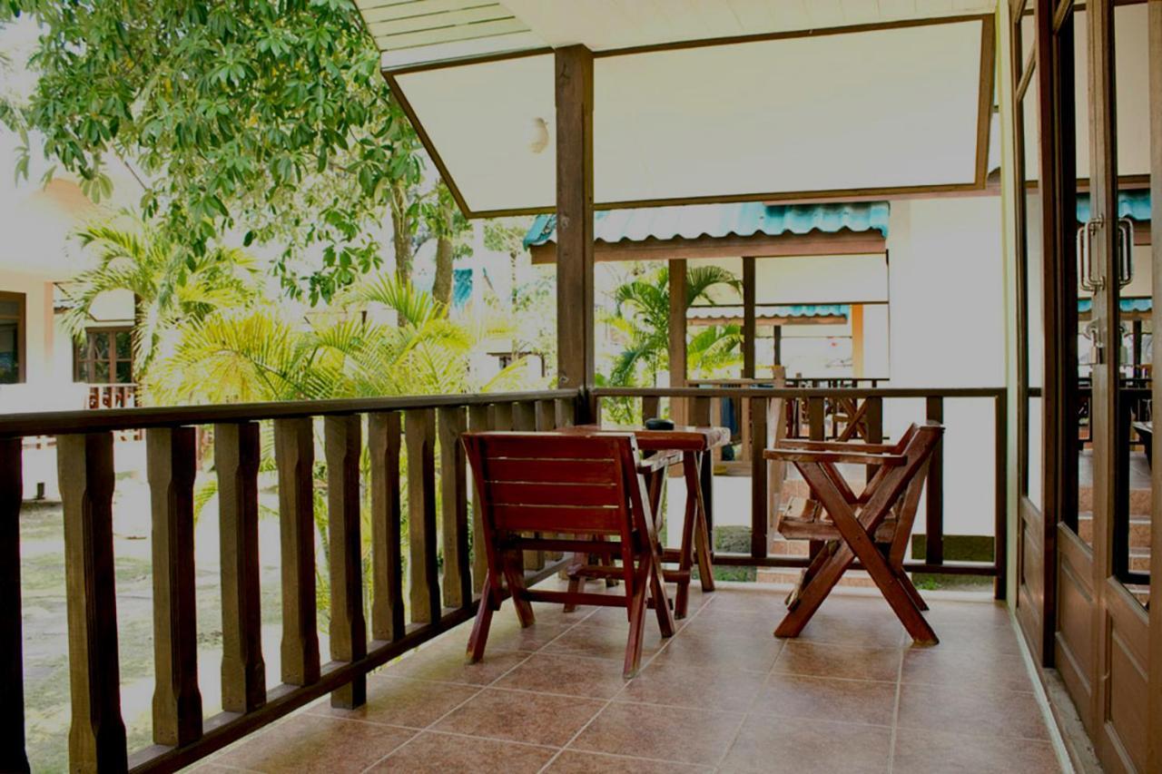Siraya Beachfront Resort Ko Pha Ngan Room photo