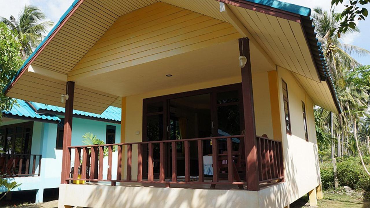Siraya Beachfront Resort Ko Pha Ngan Exterior photo